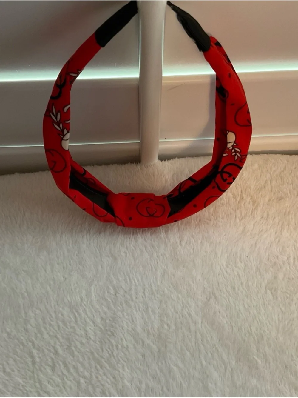 Red Knotted Patterned Fabric Headband - Women's Hair Accessory